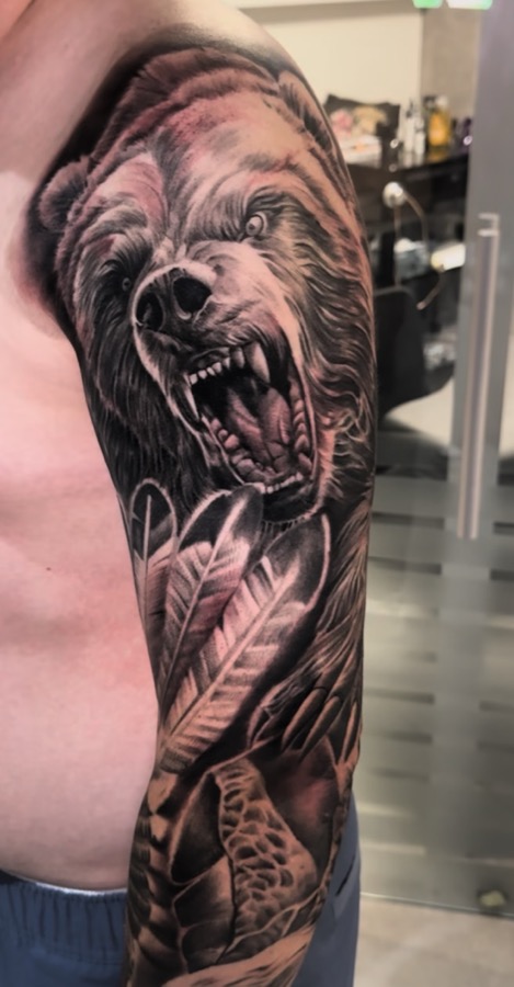 Tatuagem por Dylan Ribeiro